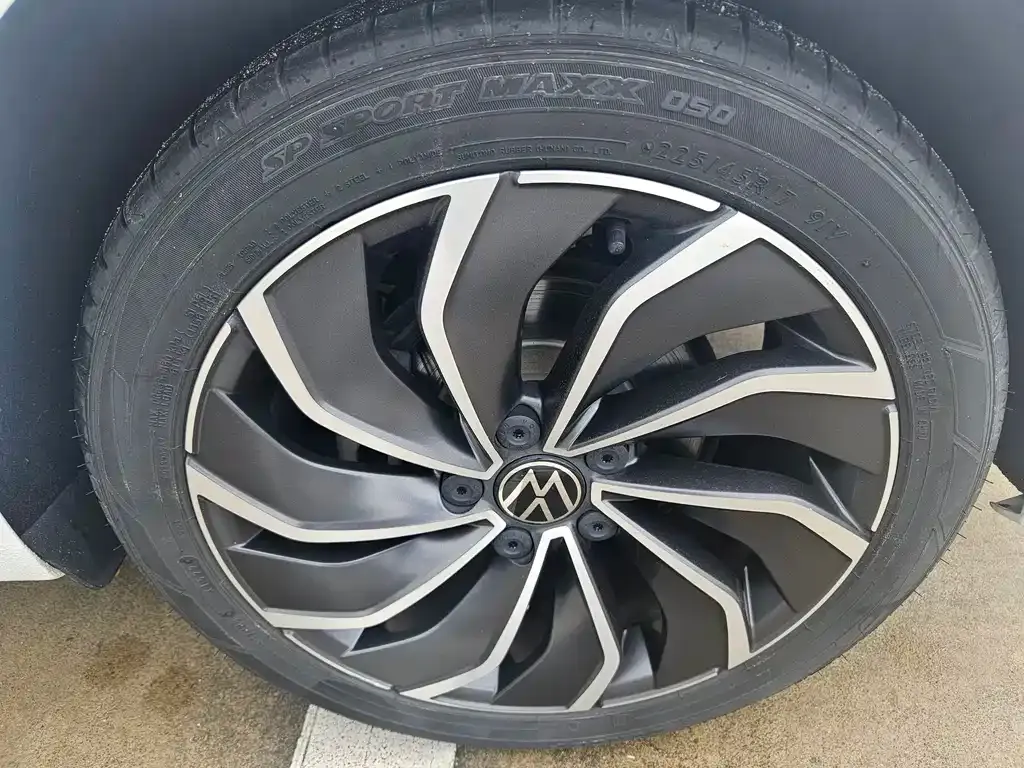 Volkswagen Golf 2022 из CN, фото 4