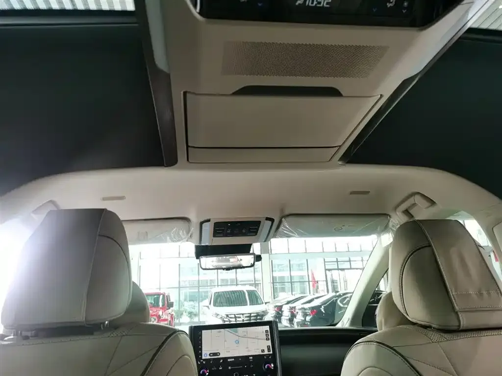 Toyota Alphard 2024 из CN, фото 9