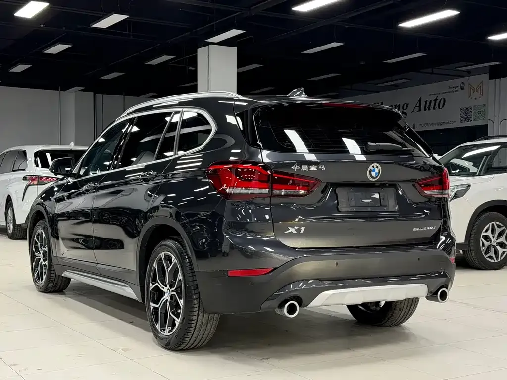 BMW X1 — фото 7