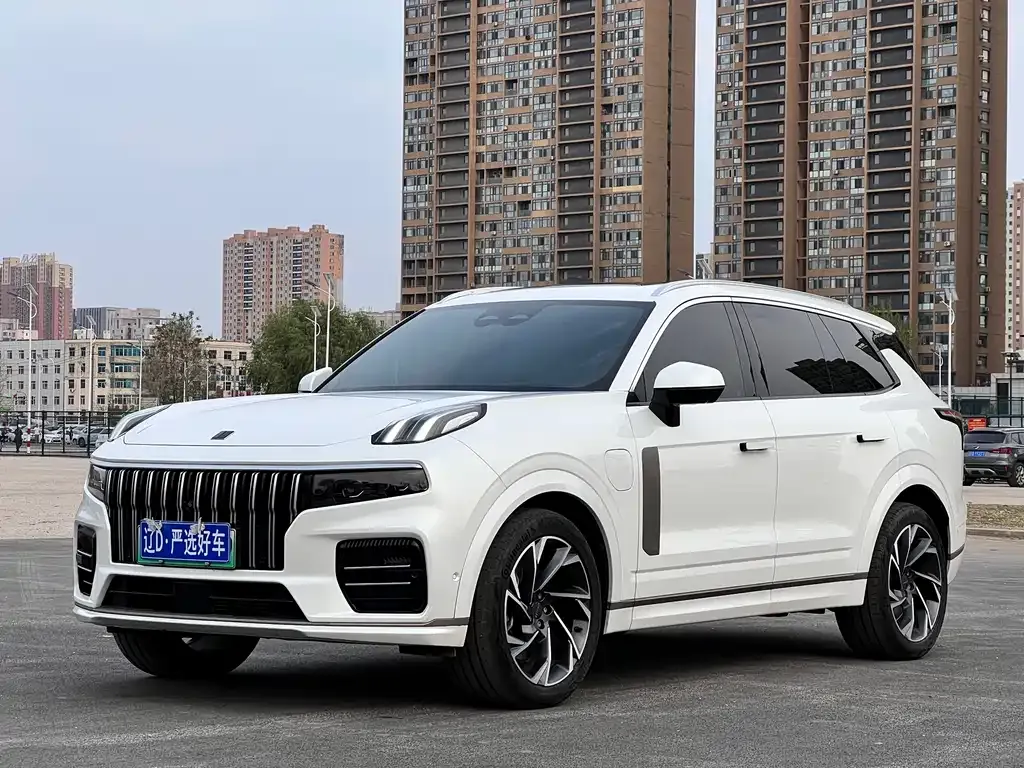 Lynk & Co 09 PHEV