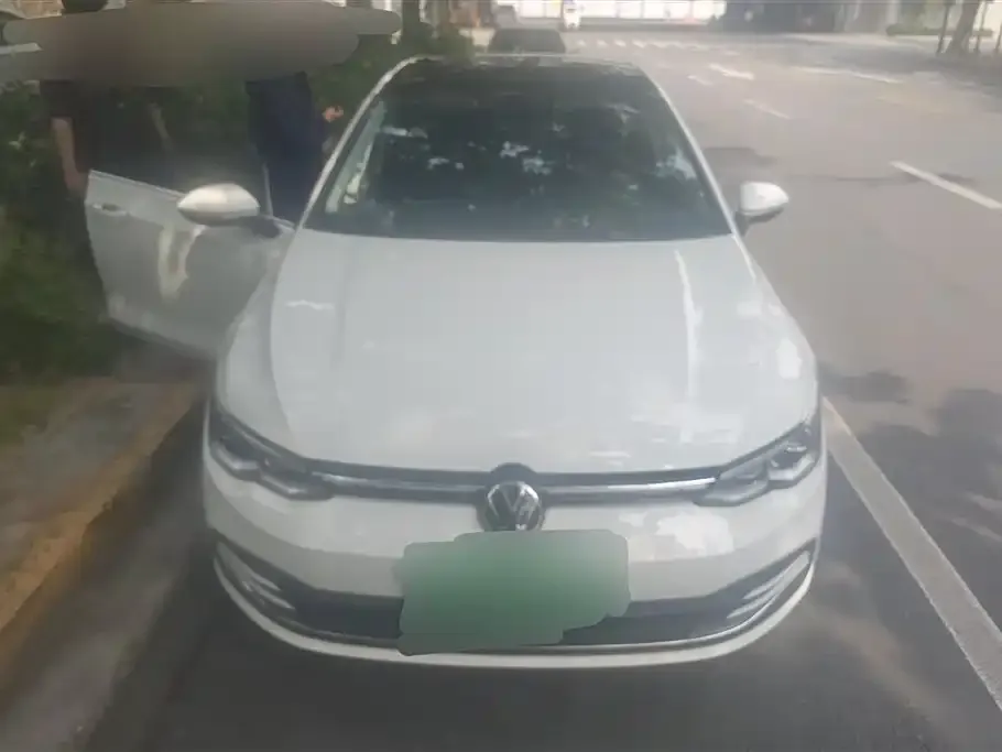 Volkswagen Golf 2021 из CN, фото 3