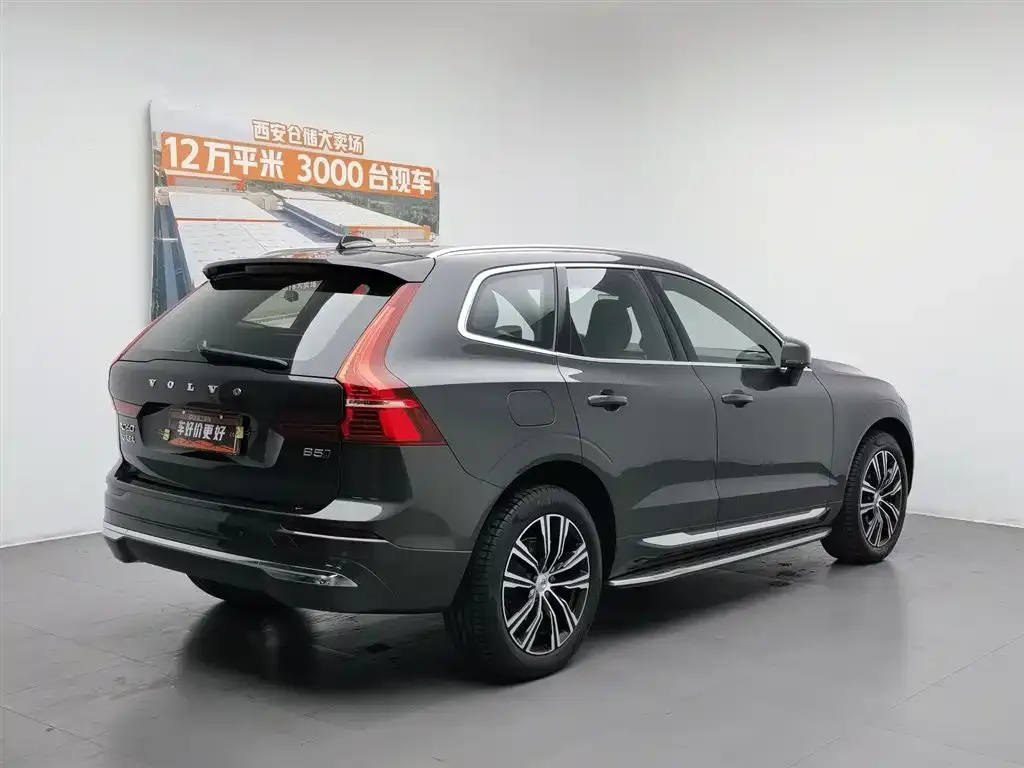 Volvo XC60 — фото 9