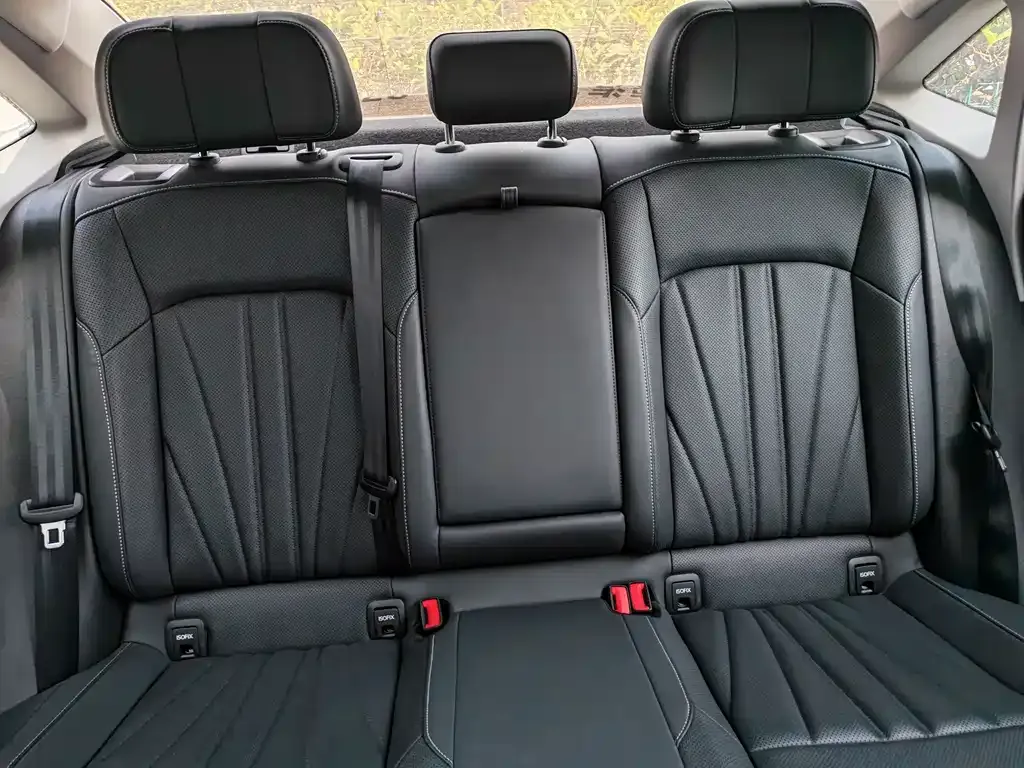 Volkswagen Passat — фото 9