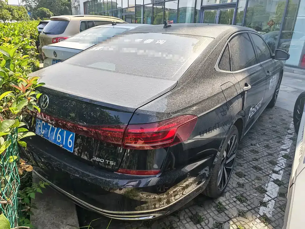 Volkswagen Passat — фото 6