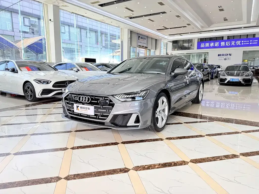 Audi A7L — фото 6
