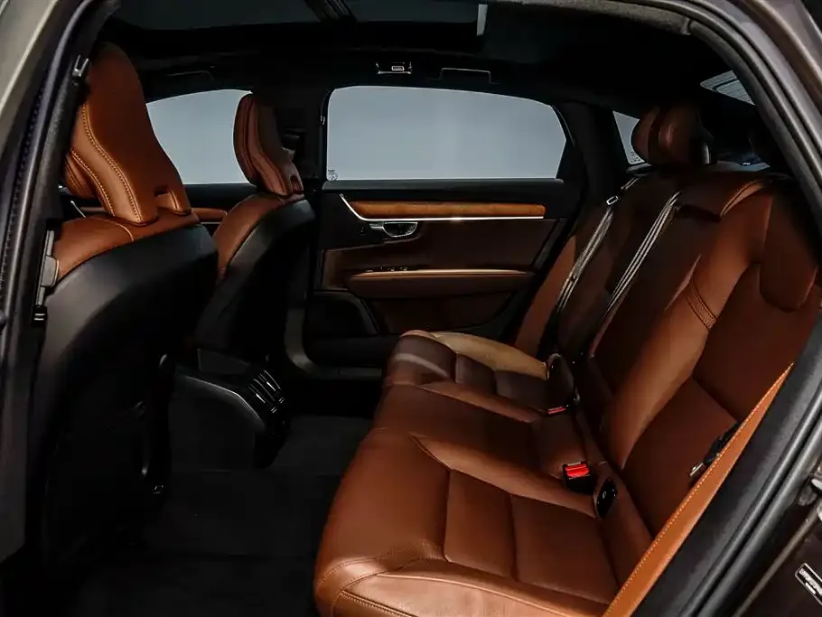 Volvo S90 — фото 4