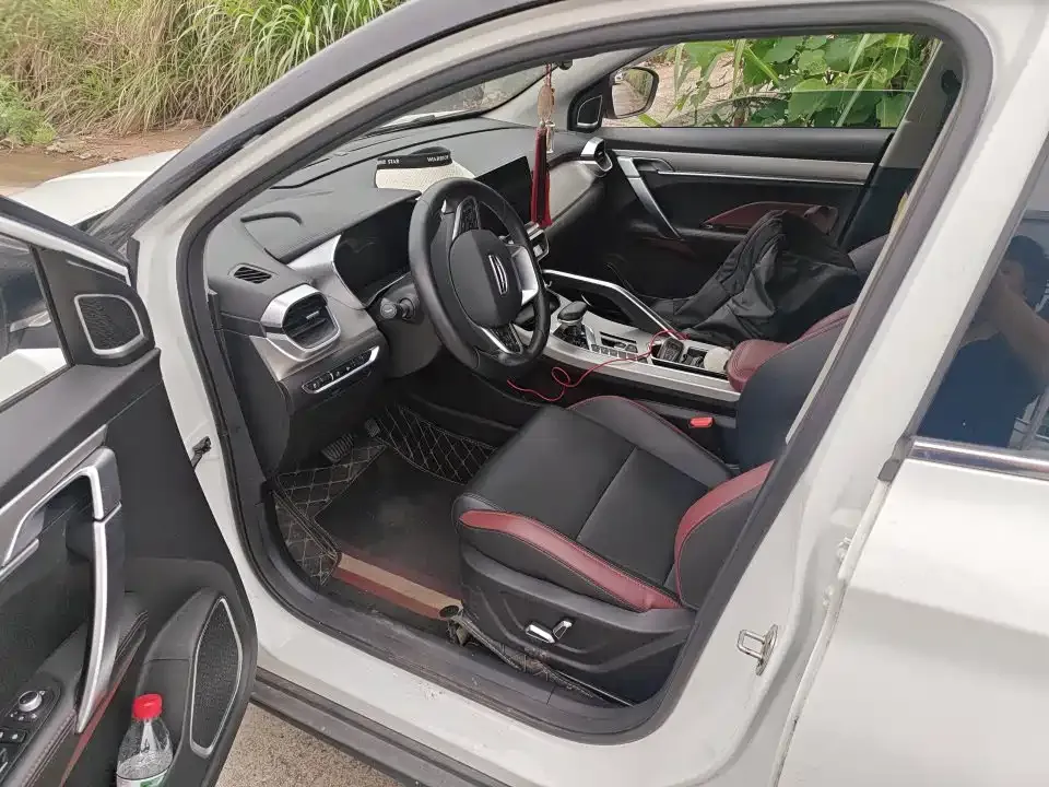 Geely Binyue 2022 из CN, фото 2