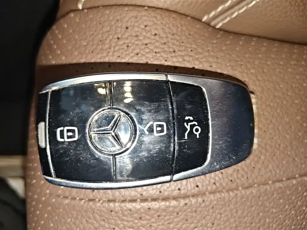 Mercedes-Benz E-Class (Import) 2021 из CN, фото 5