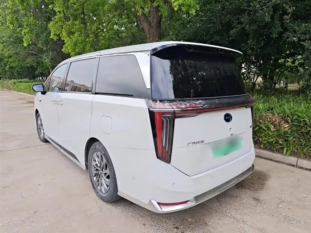 GAC Motor Trumpchi M8 — фото 9