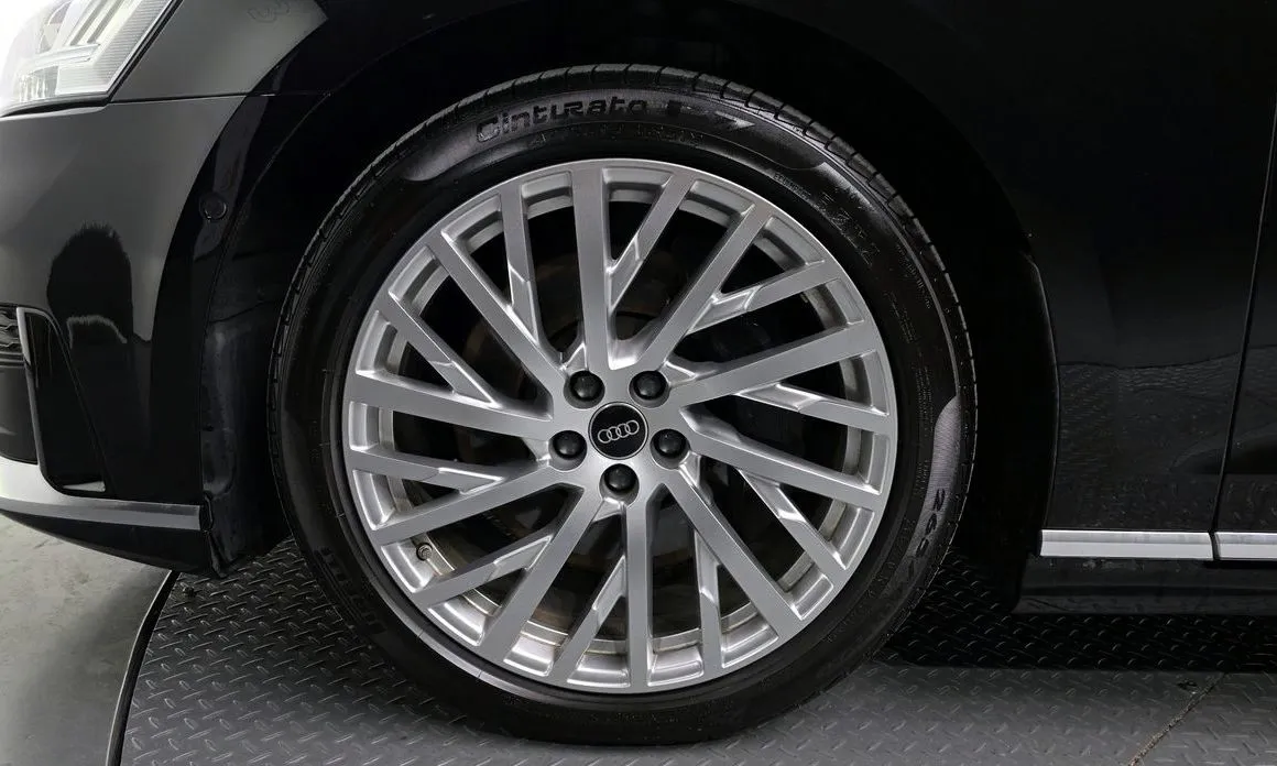 Audi A8 2021 из KR, фото 7