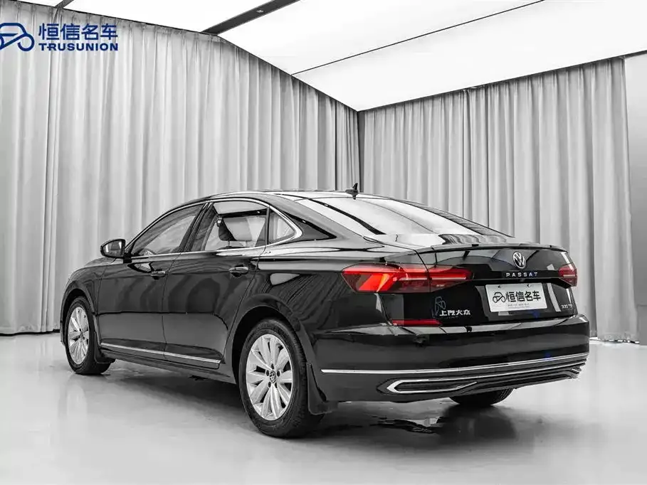 Volkswagen Passat — фото 3