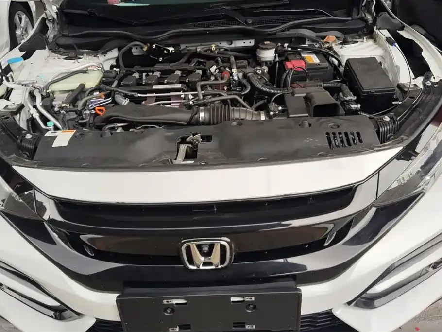 Honda Civic — фото 8