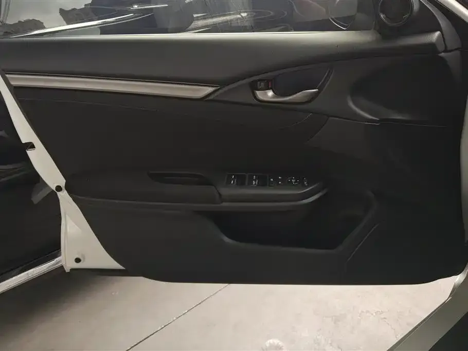 Honda Civic — фото 3