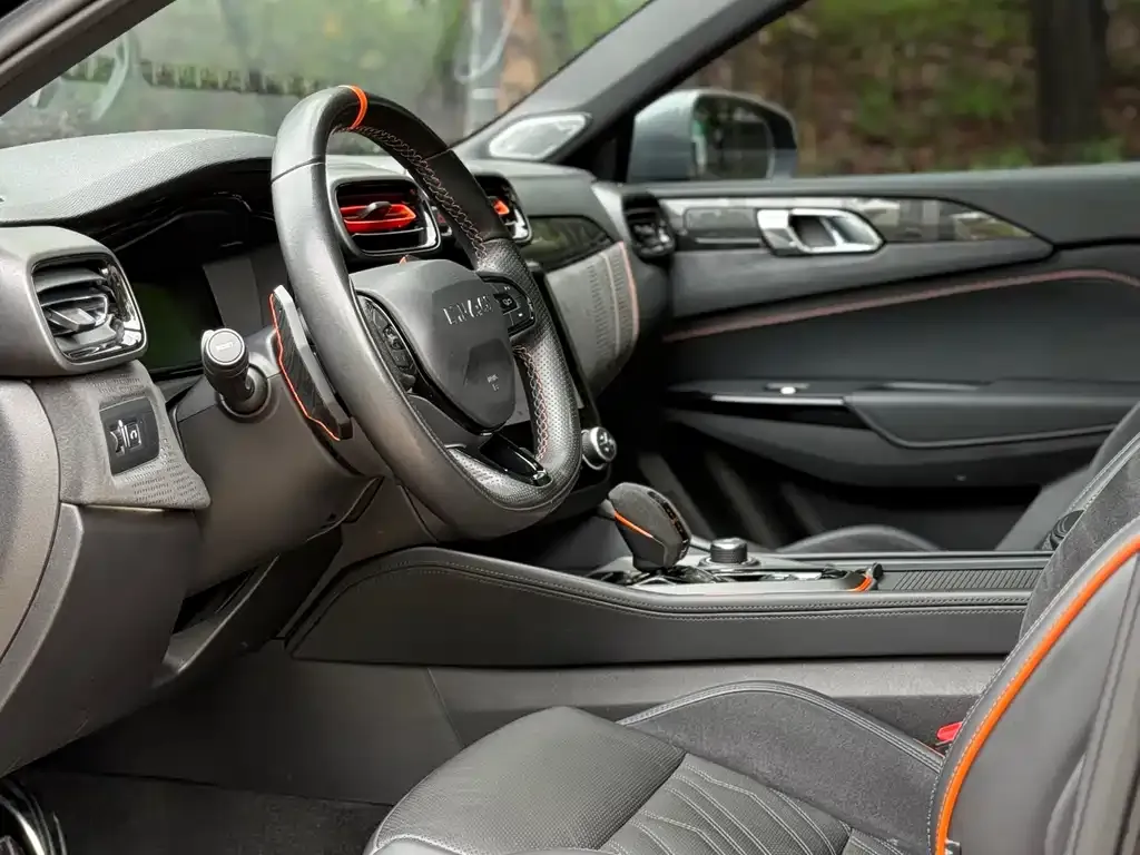 Lynk & Co 02 Hatchback 2022 из CN, фото 3