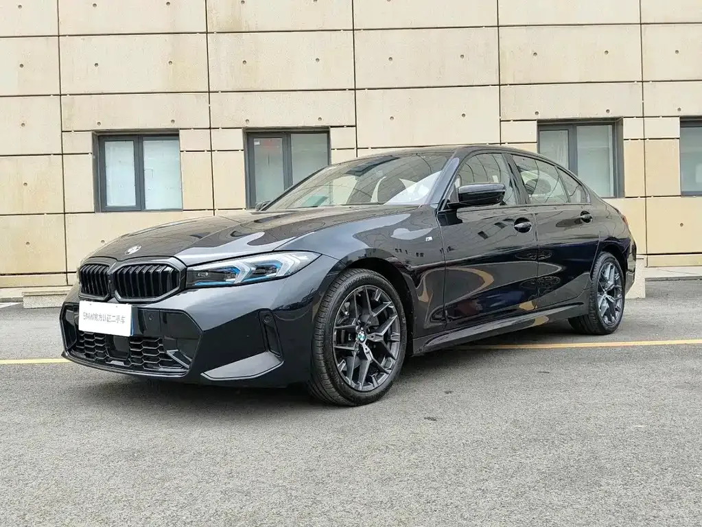 BMW 3 Series — фото 1