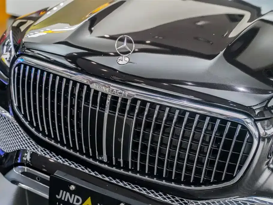 Mercedes-Benz GLS — фото 4