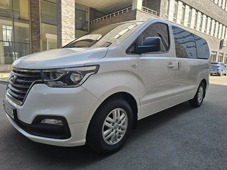 Hyundai Starex — фото 5