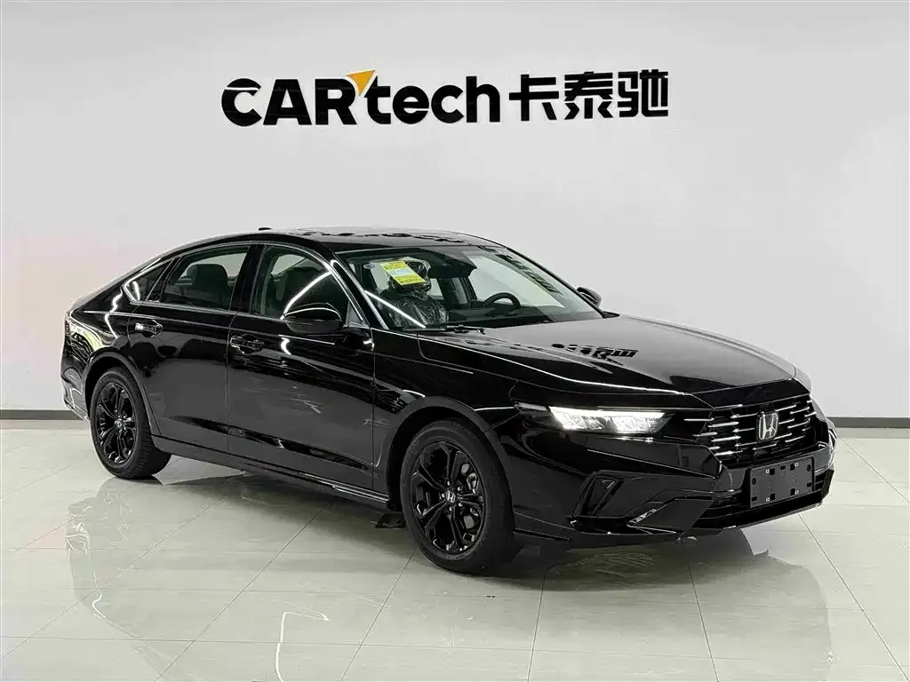 Honda Accord — фото 6