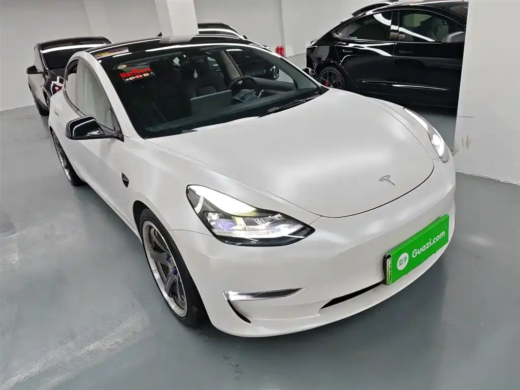 Tesla Model 3 — фото 6