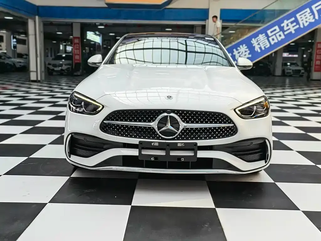 Mercedes-Benz C-Class — фото 10