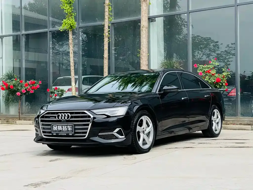 Audi A6L 2023 из CN, фото 1