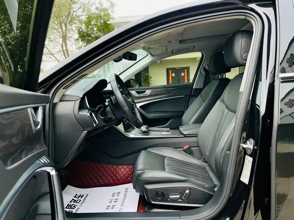 Audi A6L 2023 из CN, фото 6