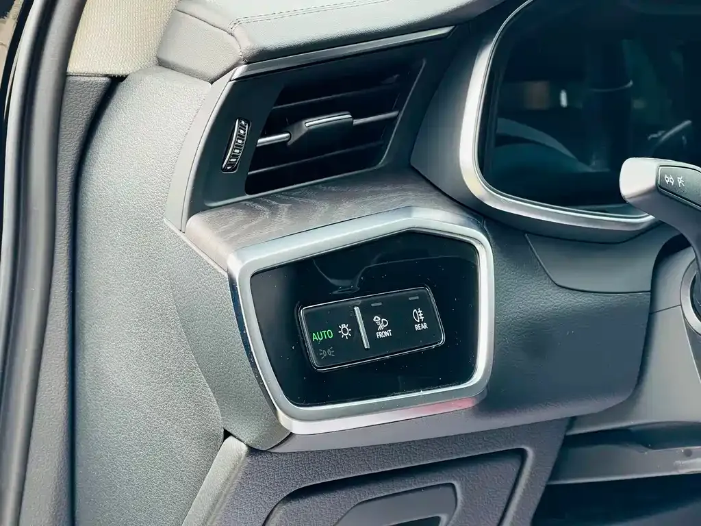 Audi A6L 2023 из CN, фото 5