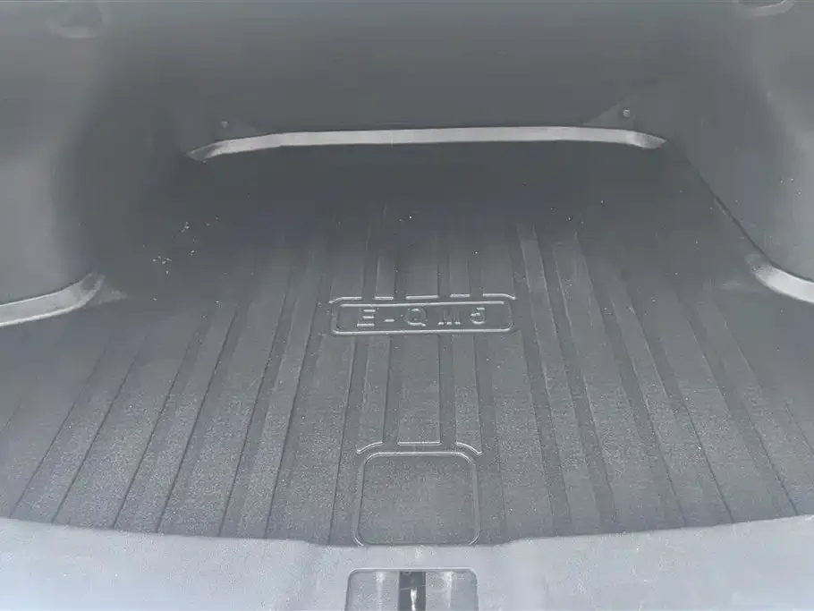 Hongqi E-QM5 — фото 2