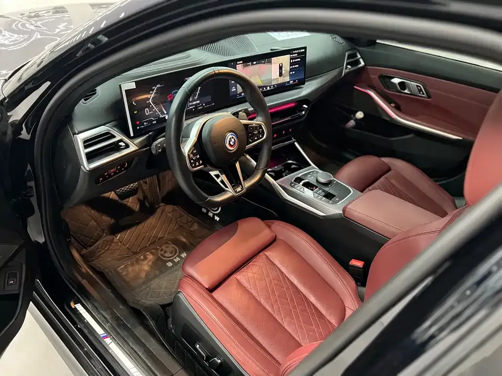 BMW 3 Series 2024 из CN, фото 8