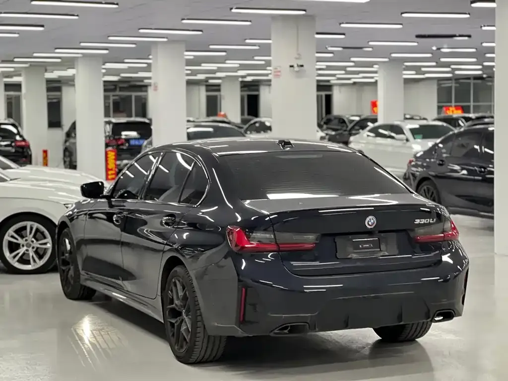 BMW 3 Series 2024 из CN, фото 7