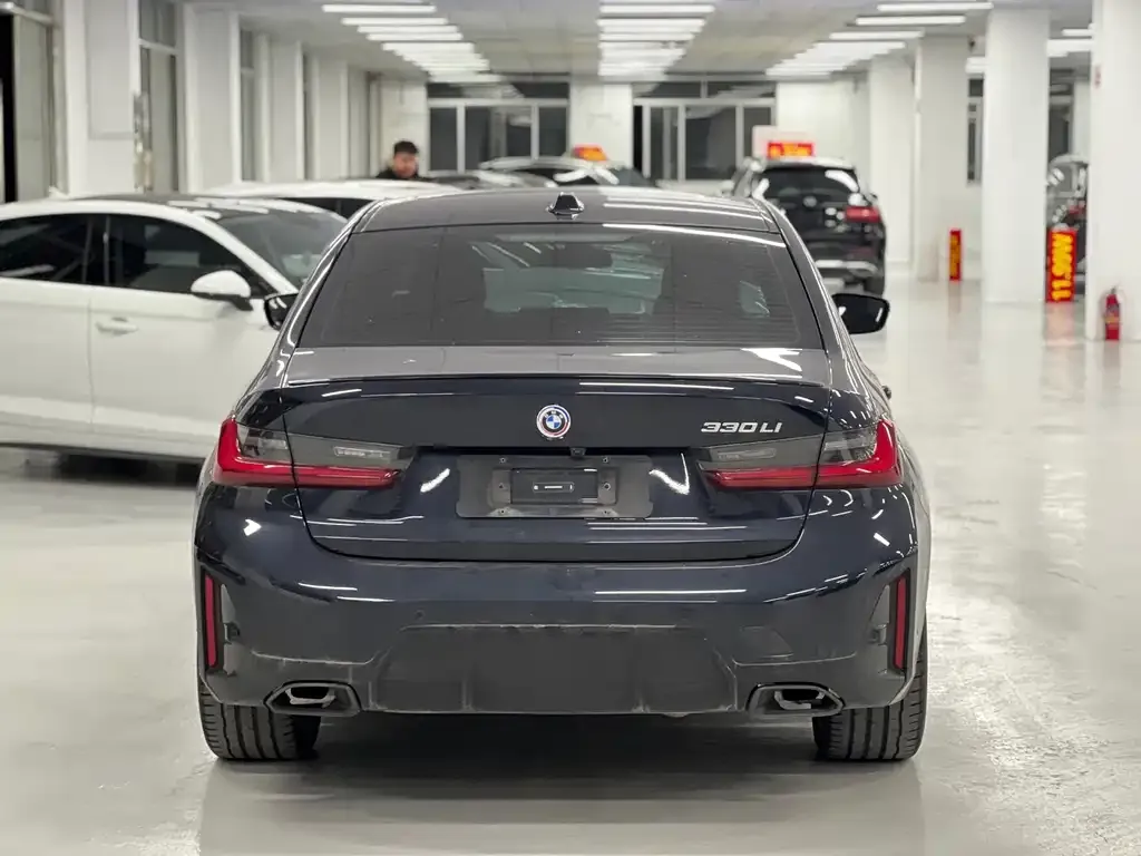 BMW 3 Series 2024 из CN, фото 5