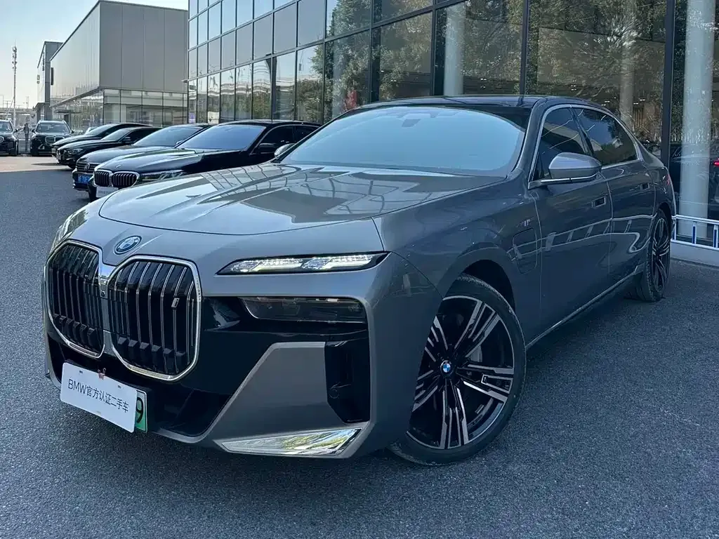BMW i7 2023 из CN, фото 6