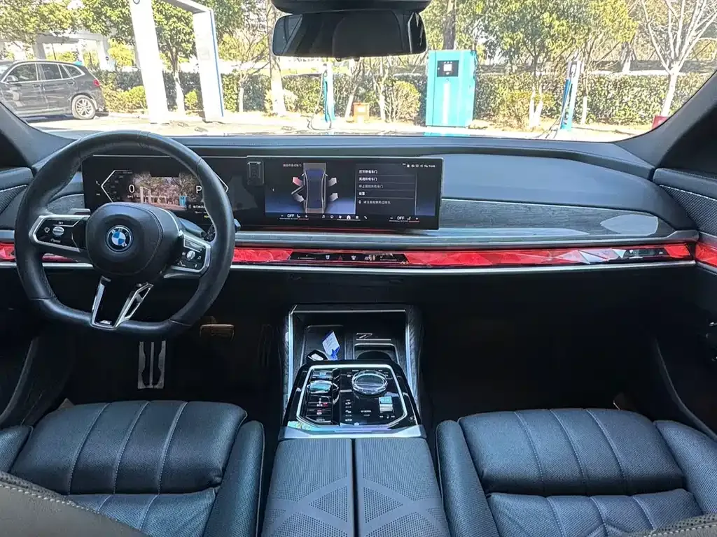 BMW i7 2023 из CN, фото 7