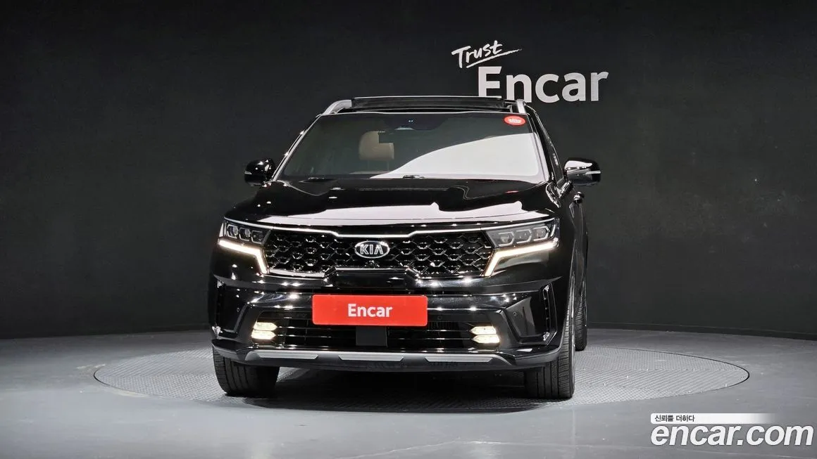 Kia Sorento — фото 10