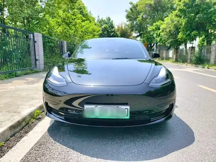 Tesla Model 3 — фото 3