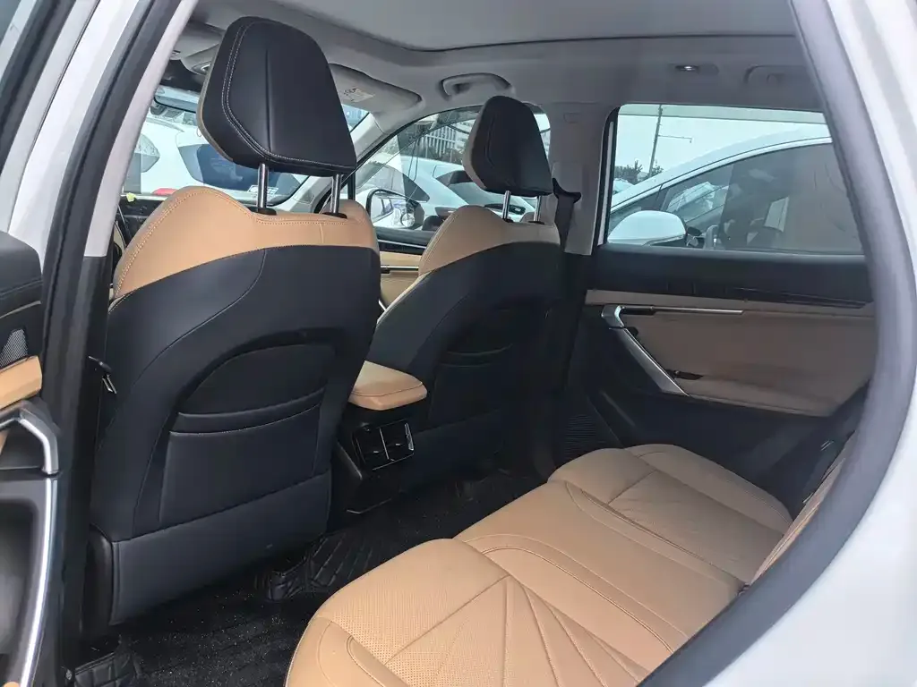 Geely Boyue L 2024 из CN, фото 6