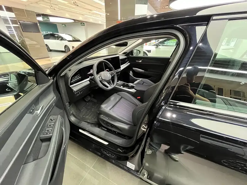 Volkswagen Passat — фото 8