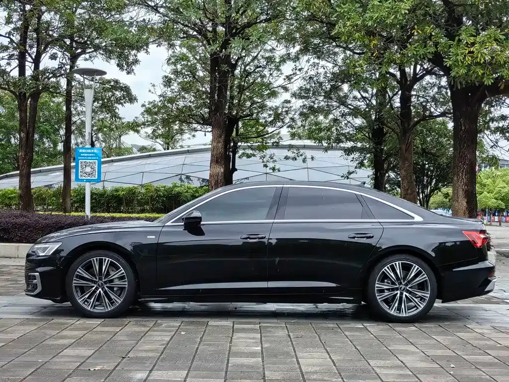 Audi A6L — фото 4