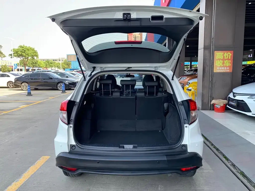Honda Vezel 2022 из CN, фото 9