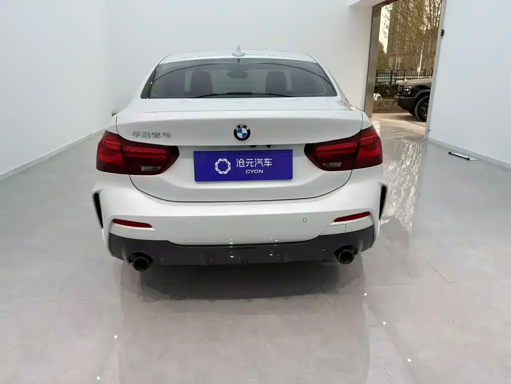 BMW 1 Series 2023 из CN, фото 6