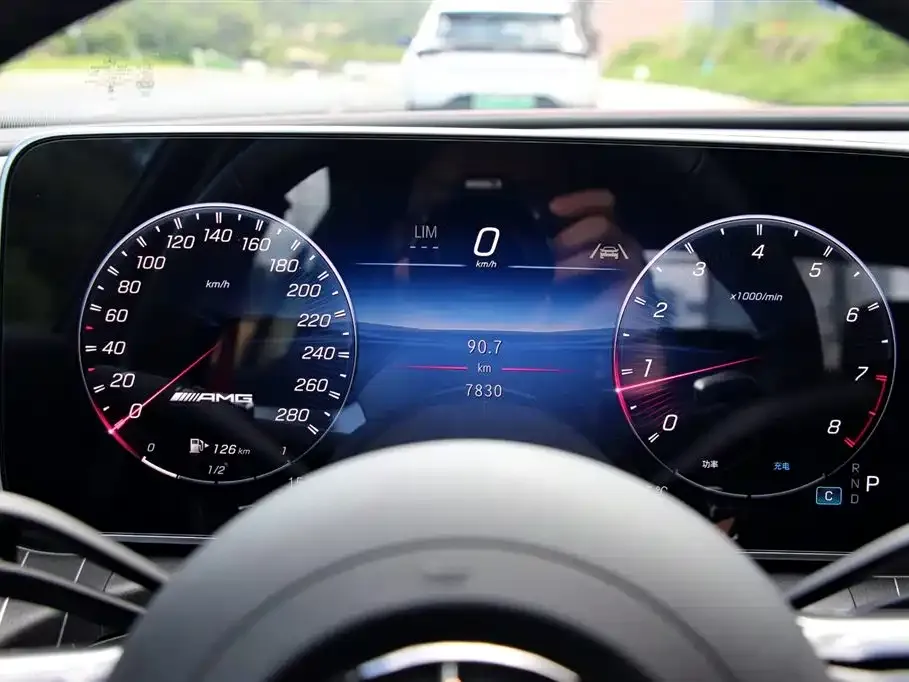 Mercedes-Benz C-Class AMG — фото 5