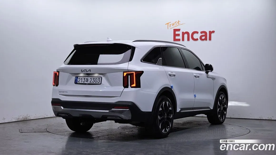 Kia Sorento — фото 4