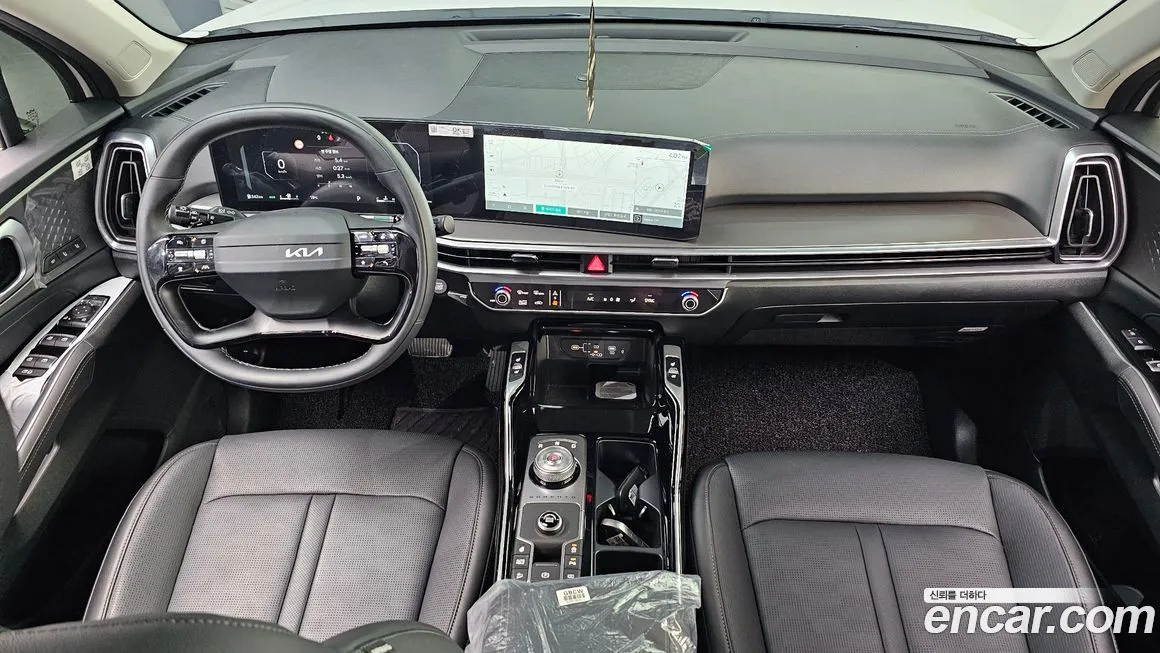 Kia Sorento — фото 10