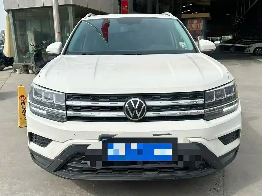 Volkswagen Tharu — фото 2