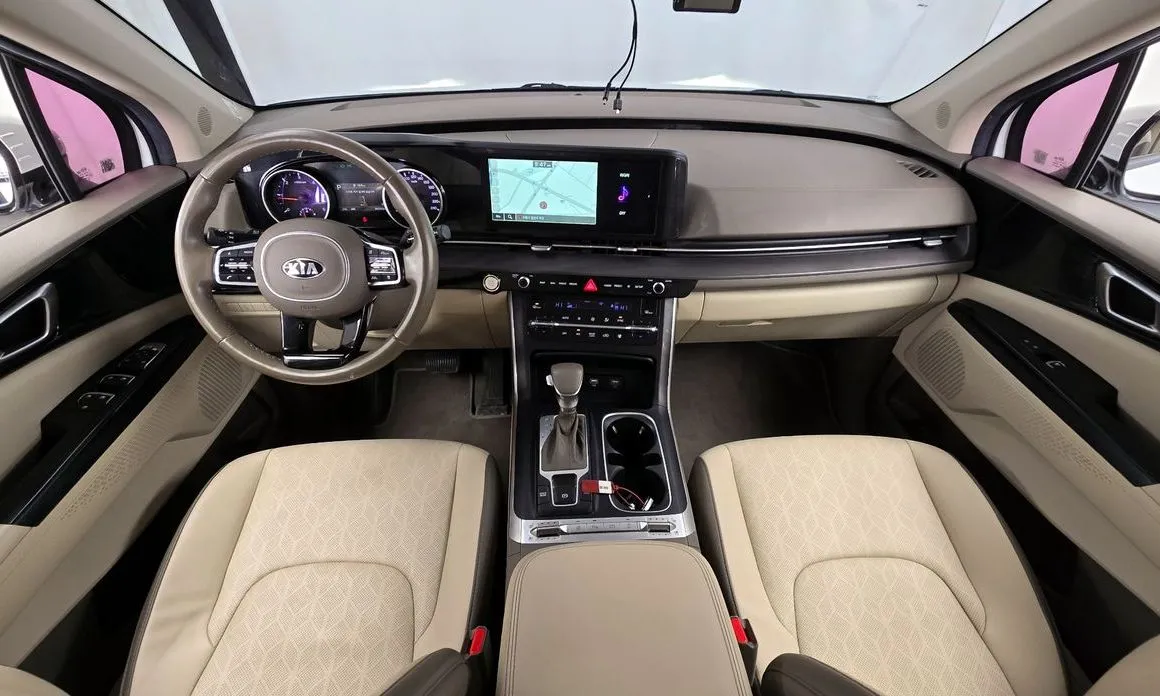 Kia Carnival — фото 6