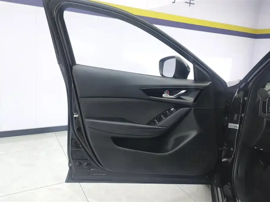 Mazda CX-4 2021 из CN, фото 3