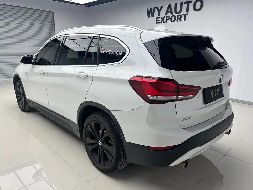 BMW X1 — фото 4