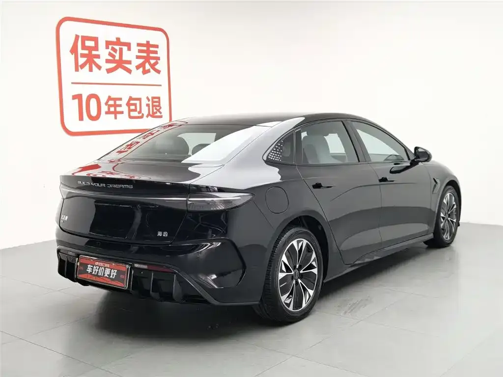 BYD Seal — фото 10