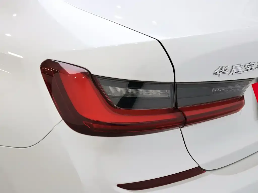 BMW 3 Series — фото 4