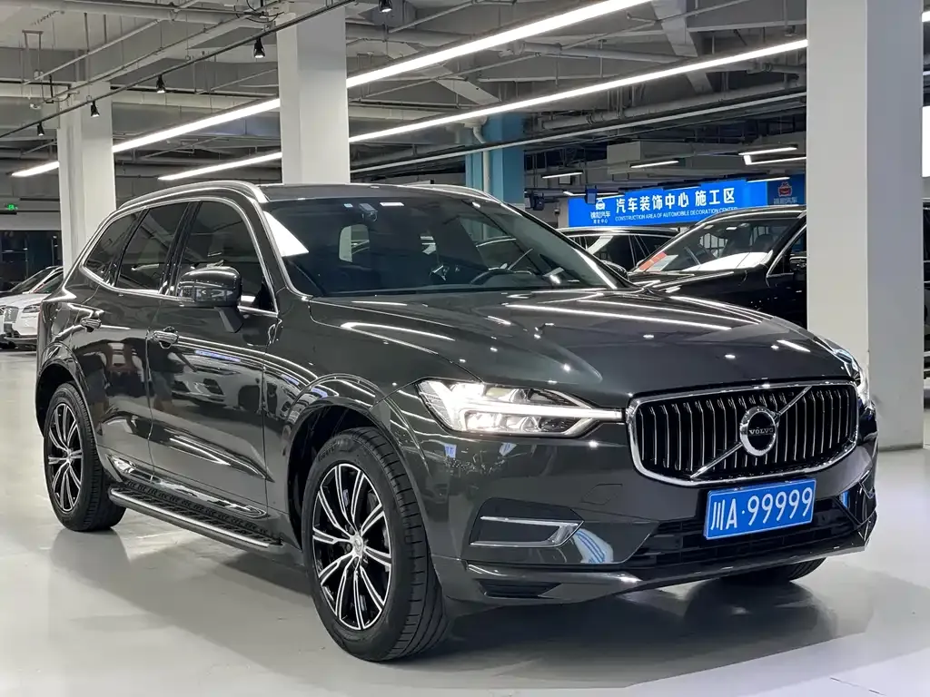 Volvo XC60 — фото 4